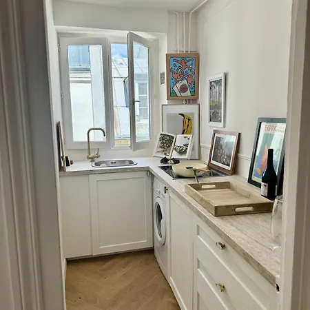 Apartment Bright And Beautiful Next To The Eiffel Tower *